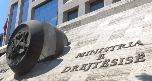 Qeveria, rekomandime prioritare n&euml; luft&euml;n kund&euml;r kriminalitetit