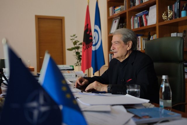Berisha b&euml;het garant i sekretit hetimor p&euml;r dosjen Balluku: Nuk mund