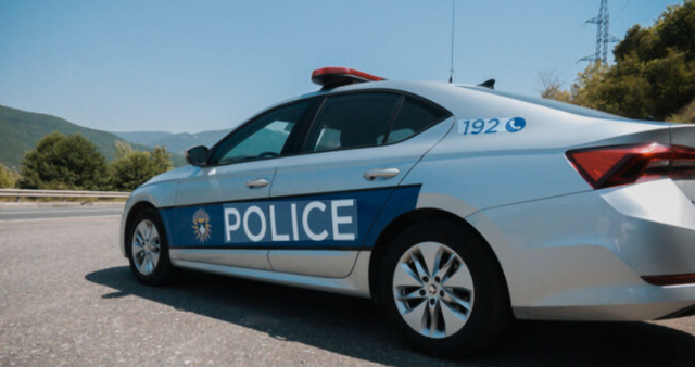Gjendet i pa jet&euml; n&euml; mes t&euml; rrug&euml;s i riu n&euml; Ferizaj