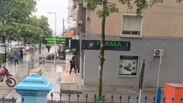 &ldquo;Isha n&euml; banak&rdquo;, zbardhet d&euml;shmia e punonj&euml;ses