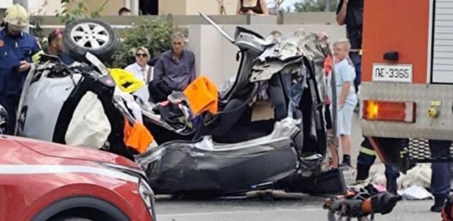 Aksident fatal / Dy gra humbin jet&euml;n pas p&euml;rplasjes 'kok&euml;