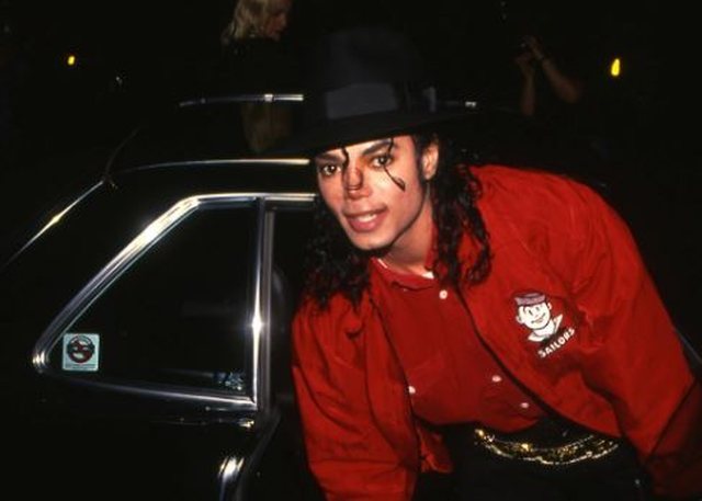 Zbulimi i frikshëm për Michael Jackson: U abuzua si fëmijë,