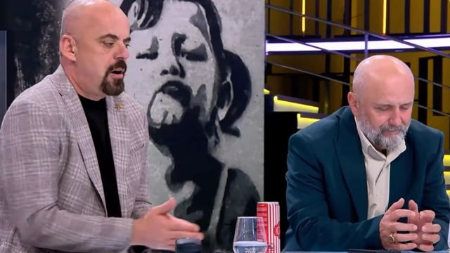 &ldquo;S&rsquo;ka virus, u shpik p&euml;r shitjen e vaksinave&rdquo;/