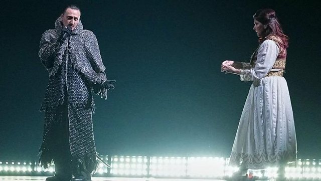 A e tradh&euml;tuan fqinj&euml;t Shqip&euml;rin&euml; n&euml; Eurovizion?