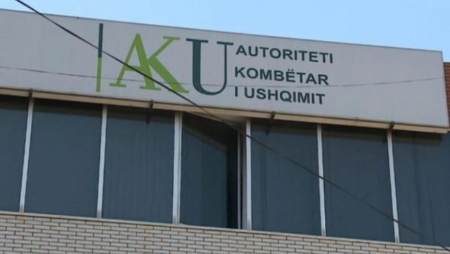 Helmimi i 52 studentëve të Akademisë së Sigurisë,
