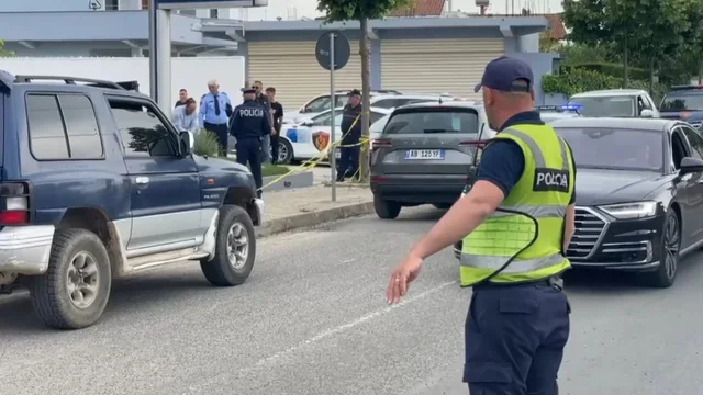 I drejtuan armën efektivëve! Djali i ish-deputetit të PD
