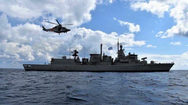 NATO shqyrton misionin në Ngushticën e Hormuzit nëse nuk hapet