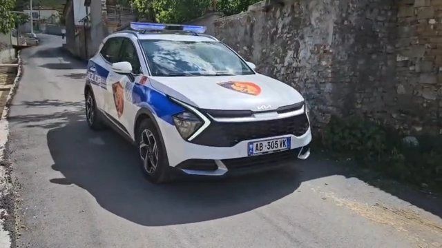 Aksidenti tragjik me 1 viktimë dhe 4 të plagosur në aksin