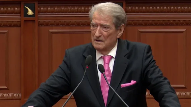 "Është shkelur Kushtetuta", Berisha: Nuk ka ndodhur në