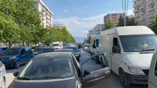 Turi Çiklistik i Shqipërisë/ ‘Paralizohen’