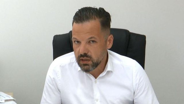 U godit me sende të forta dhe qytë pistolete/ Plagoset në