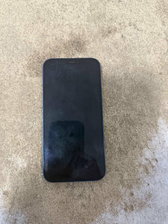 Kontrolle blic/ Zbulohet dhe sekuestrohet 'iPhone' i fshehur në