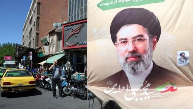 Mojtaba Khamenei: Armiku i mposhtur k&euml;rkon t&euml; na ndaj&euml;! Duhet