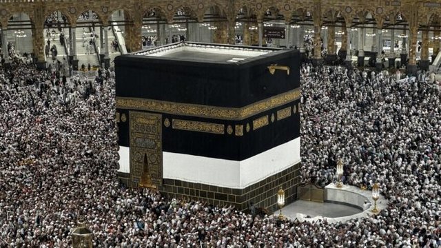 Arabia Saudite njofton përfundimin e Haxhit, 1.7 milion pelegrinë