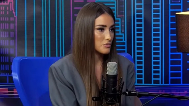 Vanesa tregon bised&euml;n me ish t&euml; dashurin pas daljes nga Ferma VIP