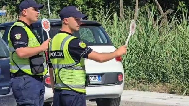 Operacioni i fundjav&euml;s/ Rrugorja e Vlor&euml;s gjobit shofer&euml;t q&euml;