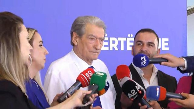 Berisha: Kush shkon n&euml; takimet e Salianjit, i mbyll hesapet m&euml;