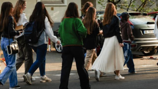 Sociologu: Vajzat ikin n&euml; Tiran&euml;, djemt&euml; e fshatit mbeten pa nuse