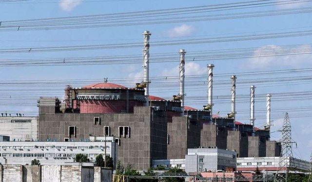 &ldquo;Po luani me zjarrin&rdquo;- Kreu i Agjencis&euml; Atomike