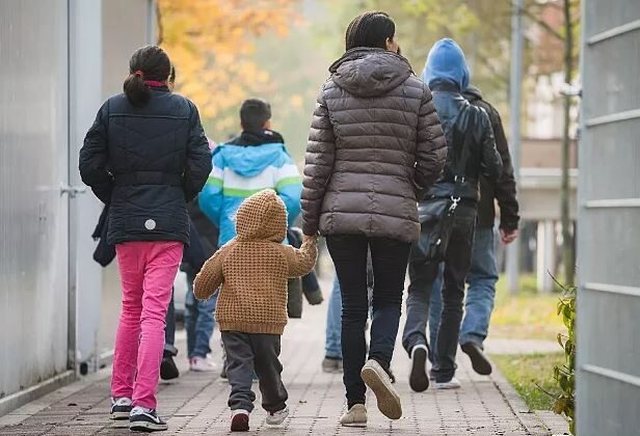 BE shtrëngon rregullat për emigrantët/ Pakti i ri për Azilin