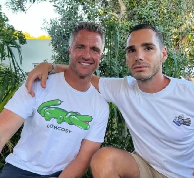Schumacher martohet me partnerin e tij në Saint-Tropez