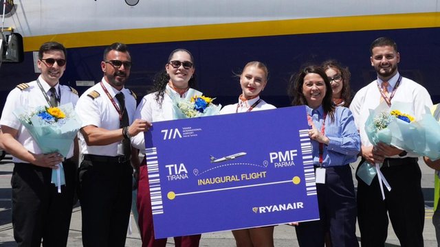 Ryanair nis fluturimet direkte mes Tiranës dhe Parmës