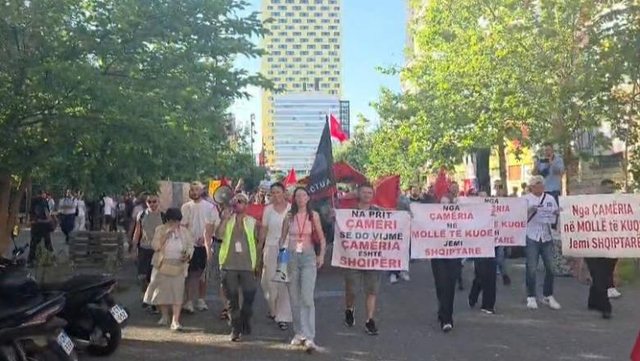 Investimi në Zvërnec/ Mbahet në Tiranë protesta e thirrur