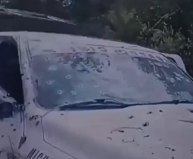 Breshëri plumbash në drejtim të policisë, humbin jetën
