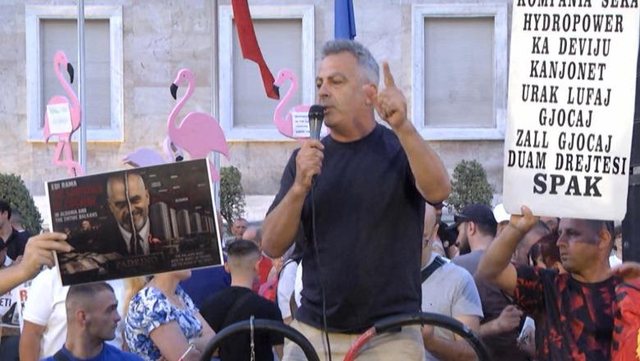 Tepelena nga protesta: SPAK të veprojë mbi 'Albania Files',