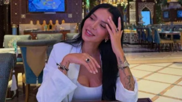 Efi Dhedhes bën reflektimin e ndjerë: “A ka njeri si
