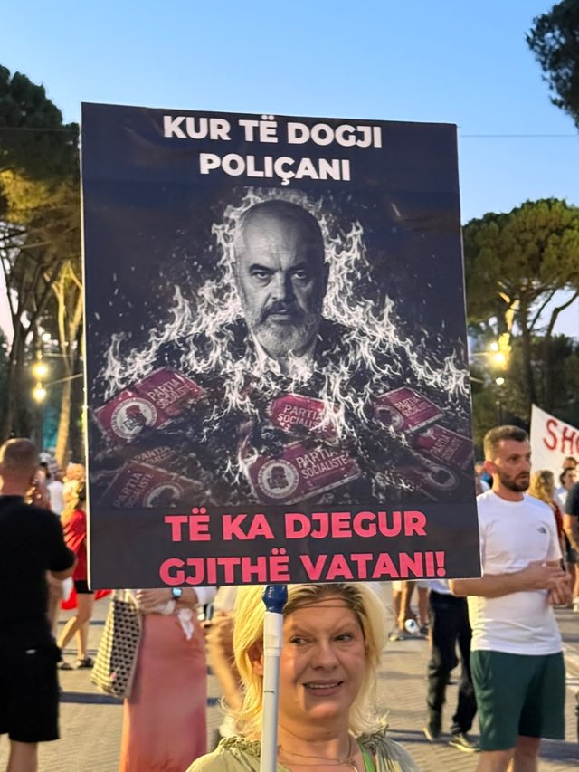 “Kur të dogji Poliçani, të ka djegur gjithë