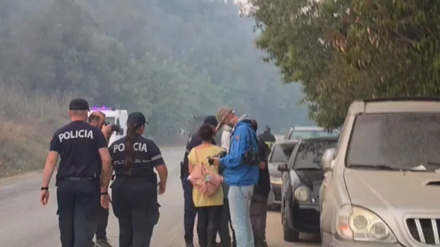 "Na u dogj&euml;n t&euml; gjitha"/ Situat&euml; alarmante n&euml;