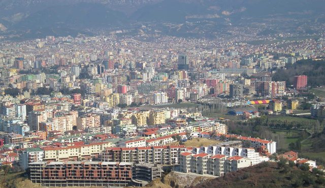 Ndryshon ligji p&euml;r legalizimet, kushte p&euml;r zonat ku parashikohet