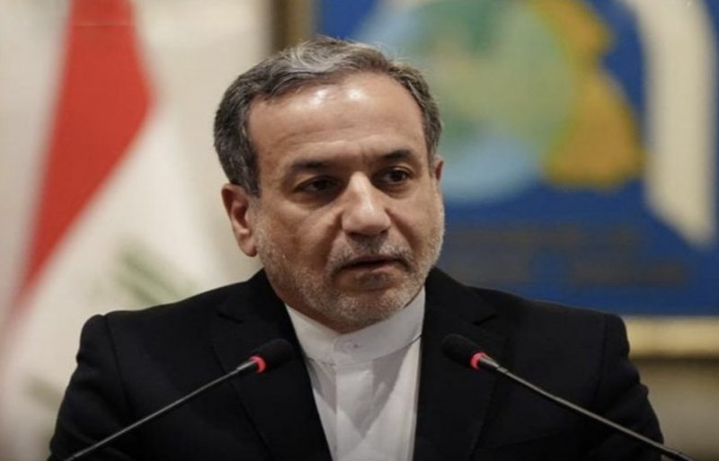 Irani pranon t&euml; hap&euml; Ngushtic&euml;n e Hormuzit p&euml;r dy jav&euml;