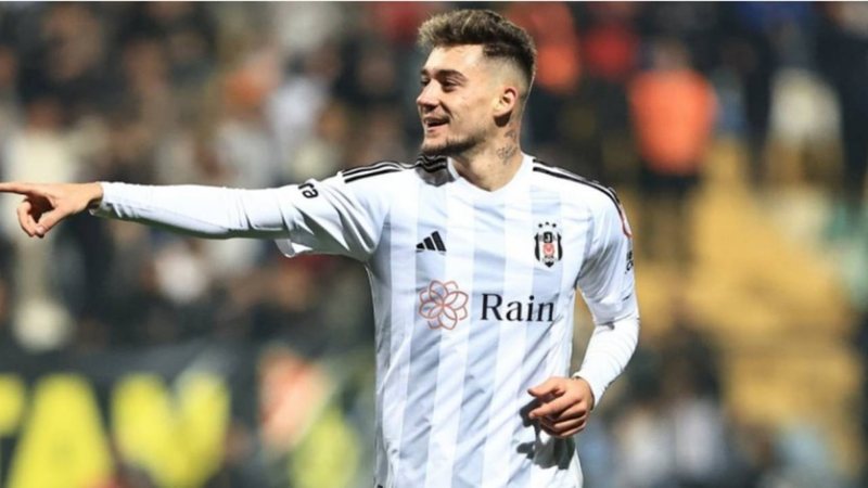 Ernest Muçi huazohet te rivalët e Besiktasit, zbulohet shuma që