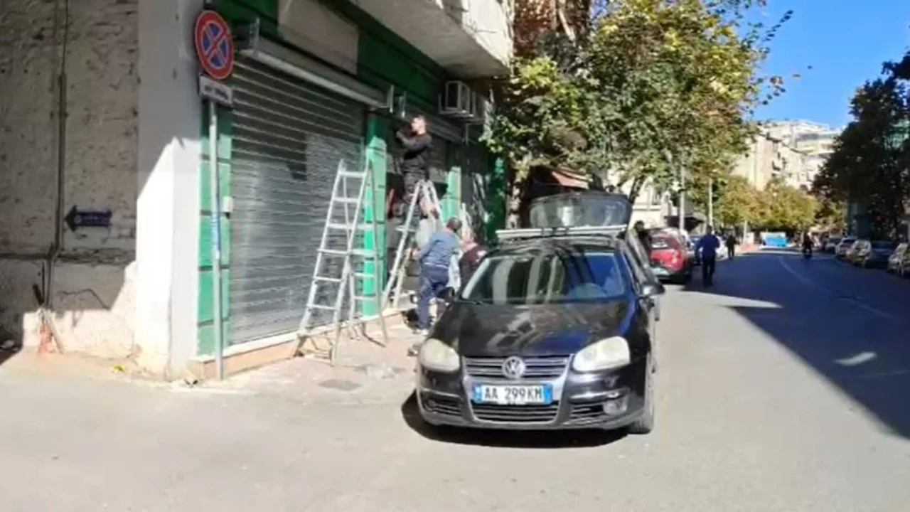 Bizneset k&euml;rkojn&euml; mbrojtje/ Mbi 15 filiale bankash t&euml;
