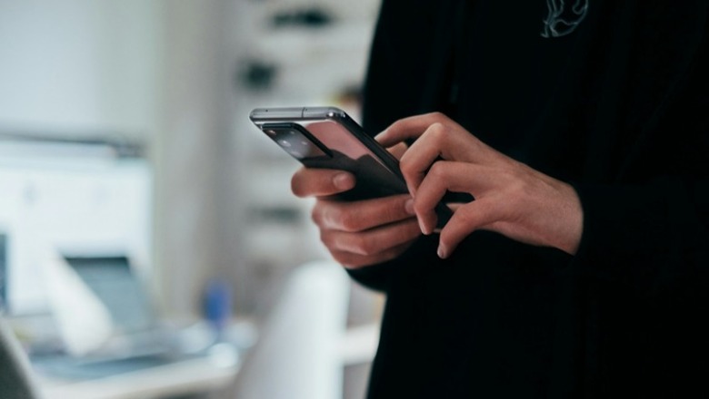 A do të rriten më tarifat e telefonisë celulare? AKEP miraton