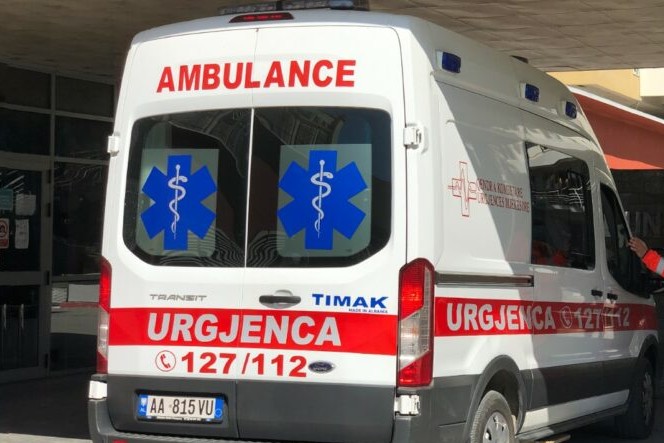 Tiranë, aksidentoi për vde'kje të moshuarën që po